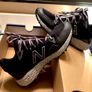 Women’s New Balance shoes size 7.5